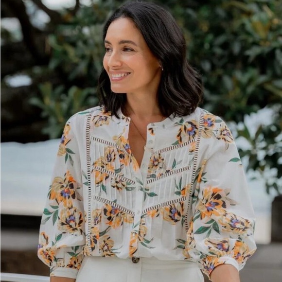 Floral White Blouse - Picture 1 of 2